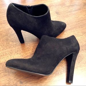 New Ralph Lauren Black Suede Bootie Heels